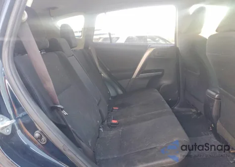 2017 Toyota Rav4 Le z USA, uszkodzony, nr VIN JTMBFREV4HJ129042